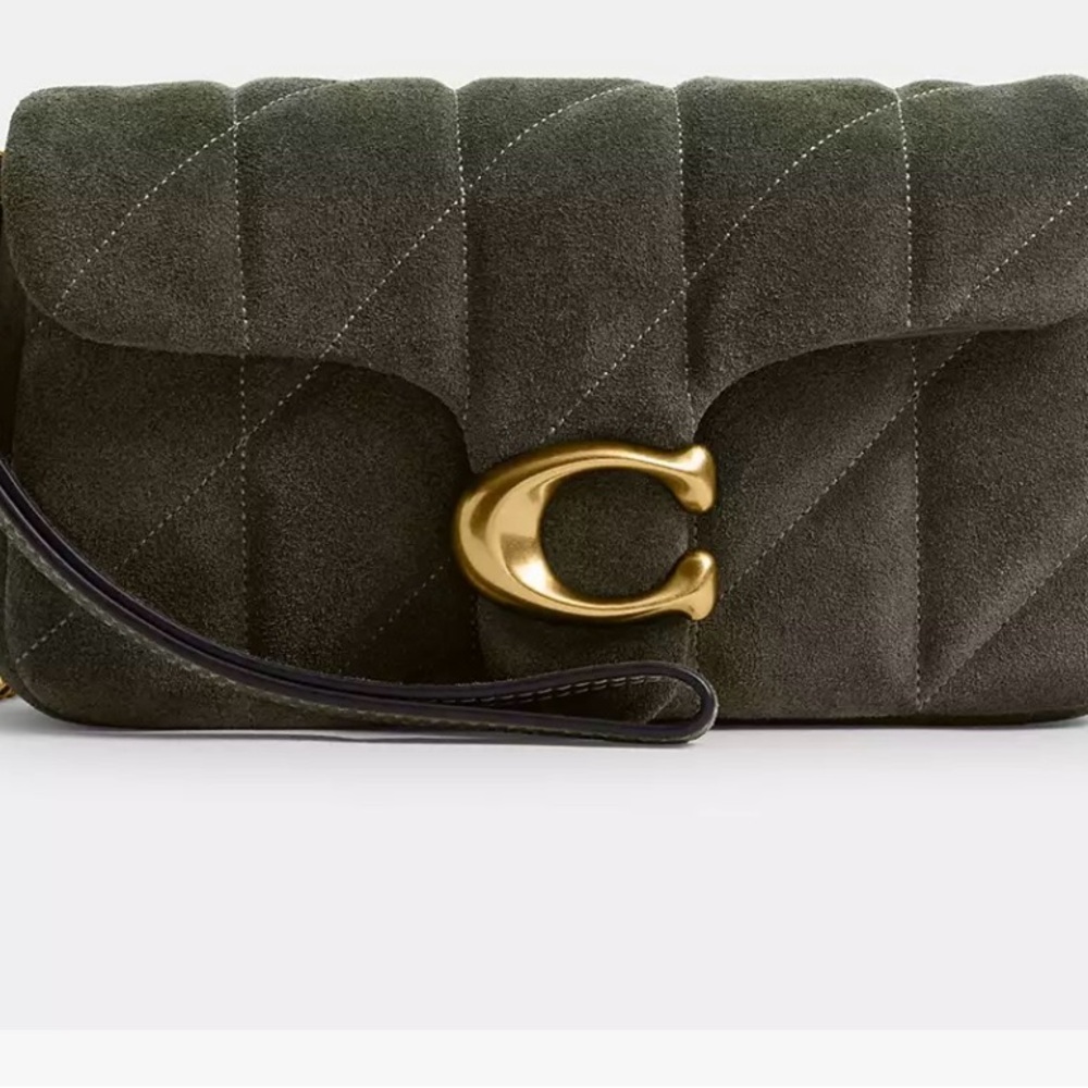 Coach Tabby Chain Crossbody Bag 19
With Quilting
